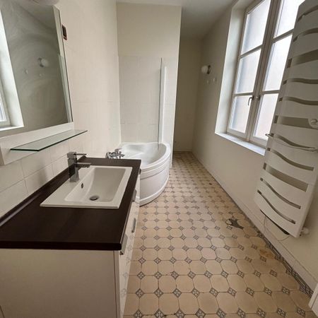 Plateau central très beau T3 avec garage - Photo 4