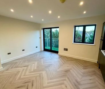 1 Bed Flat, Barham Road, CR2 - Photo 2