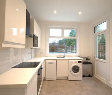 2 bedroom maisonette to rent - Photo 3