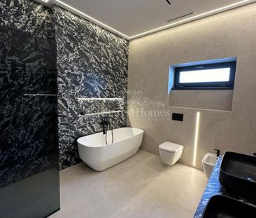 Super-Contemporary Four Bedroom House - Pipera Tunari - Fotografie 5