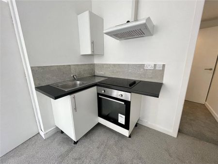 Studio to rent - Photo 4