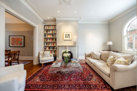 For Lease - 381 Wellesley Street, Toronto, Ontario - Photo 5