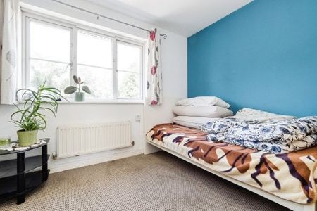 Vulcan Close, Beckton E6, Property for rent - Photo 3