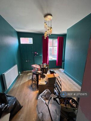 2 bedroom terraced house to rent - Photo 1