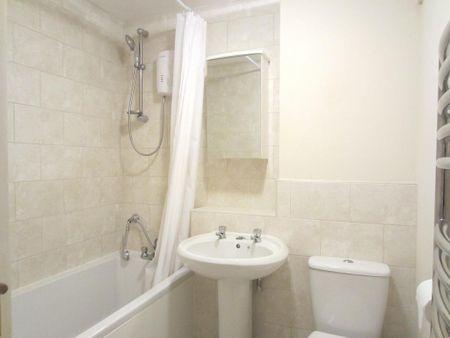 1 bedroom flat to rent - Photo 3