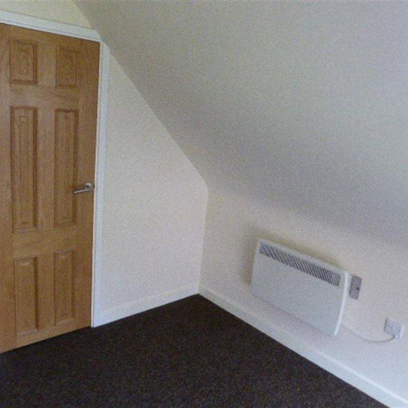 Fox Hill Road, Sheffield, S6 1HF - Photo 1