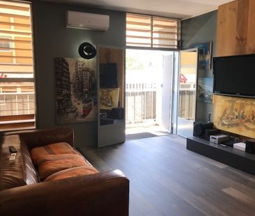 Location Appartement 2 pièces 57m² ST DENIS 97400 - Photo 1