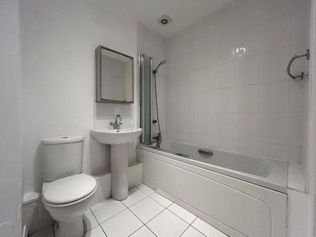 402 Saint Annes Square, Belfast, BT1 2NF - Photo 4