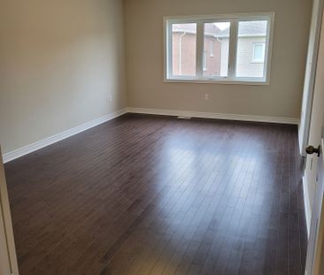 For Lease - 113 Finegan Circle, Brampton, Ontario - Photo 3