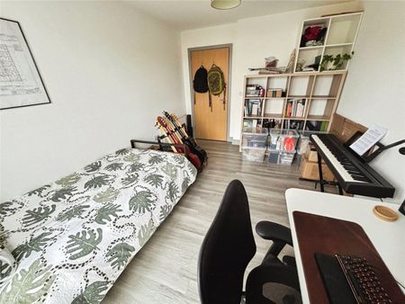 Paintworks, - Photo 4