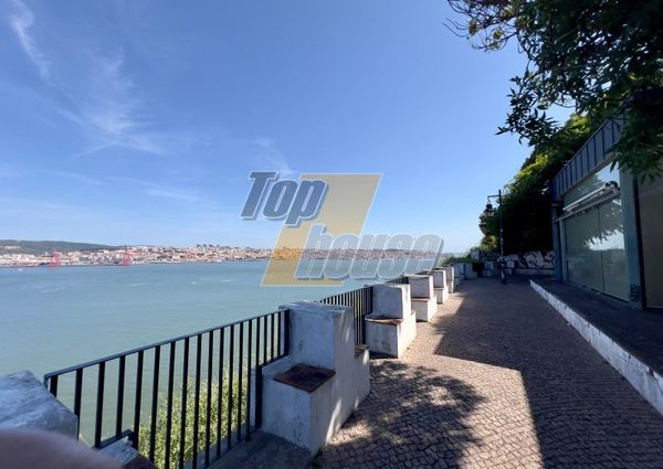 Apartamento T1 em Setúbal