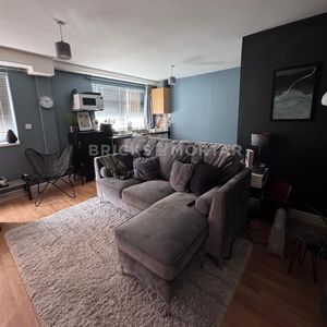 65A, Allerhope, Northumberland, Cramlington, NE23 6SX - Photo 2