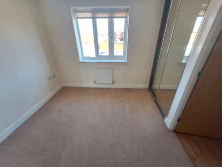 2 bedroom semi-detached house to rent - Photo 2