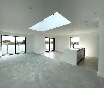 3 bedroom apartment to rent - Photo 2