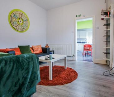 5 bedroom terraced house to rent - Photo 1