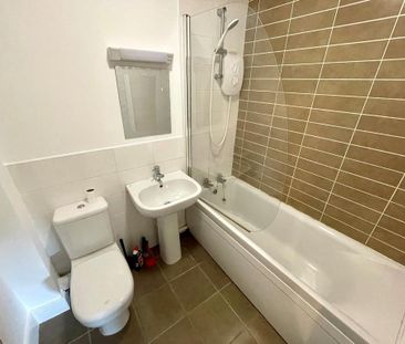 2 bedroom flat to rent - Photo 6