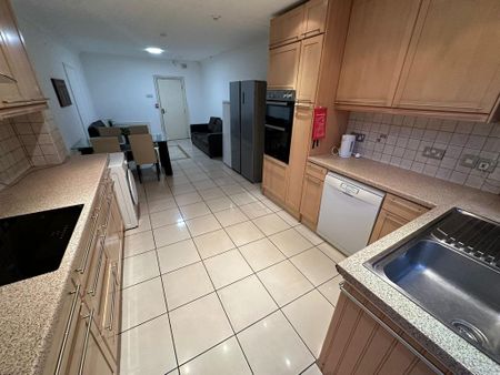 5 bedroom house share to rent - Photo 4