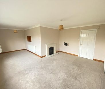 3 bedroom link detached house to rent - Photo 4