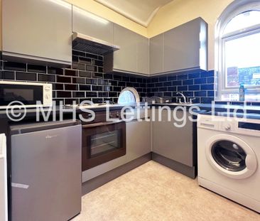 1 Bedroom Flat for rent in Moorland Road - Photo 5
