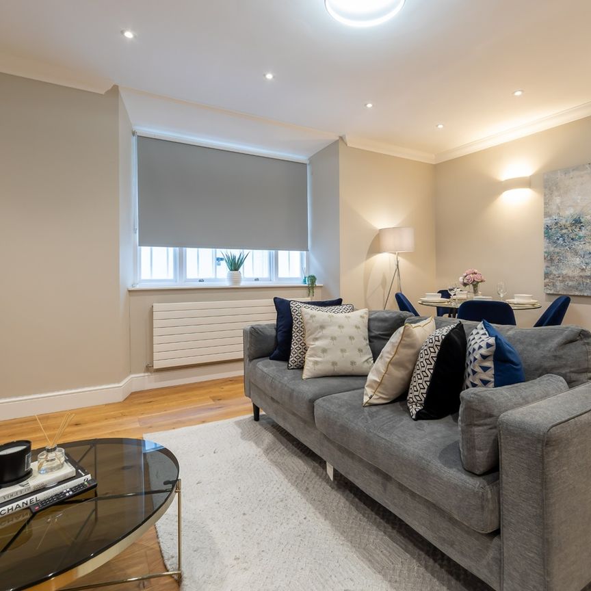 3 Bed Flat, Sydney Place, SW7 - Photo 1