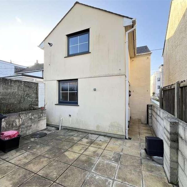 Henver Road, Newquay, TR7 - Photo 1