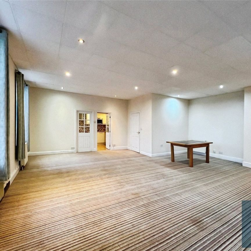 Halifax Road, Hove Edge, Brighouse, HD6 - Photo 1