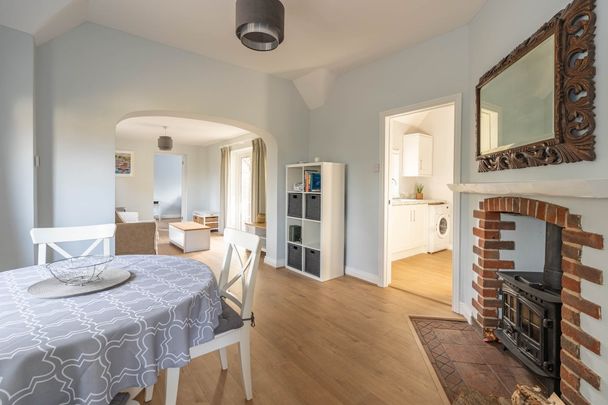 Reading Road, Upton, DIDCOT - Photo 1