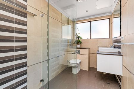 Peaceful Living in the Heart of Enmore - Photo 5