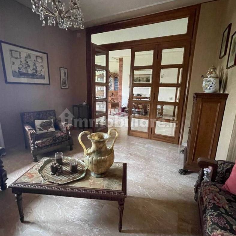 Appartamento buono stato, secondo piano, Centro, Certaldo - Photo 1