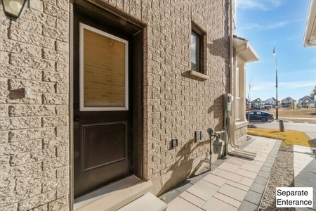 For Lease - 17 Kapikog Street, Brampton, Ontario - Photo 5