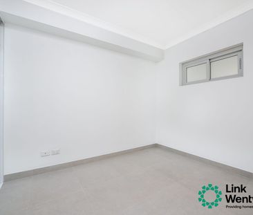 102/2a Lister Avenue, Rockdale, NSW 2216 - Photo 2