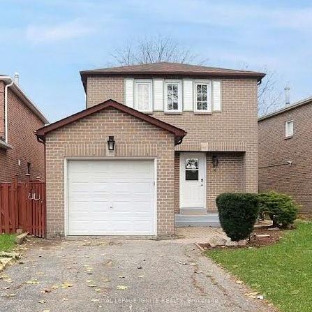 Detached Home For Lease | E8135670 - Photo 1