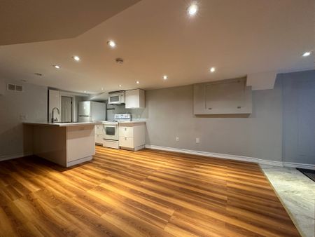 For Lease - 11 Somerset Avenue Unit# Bsmt, Toronto, Ontario - Photo 2