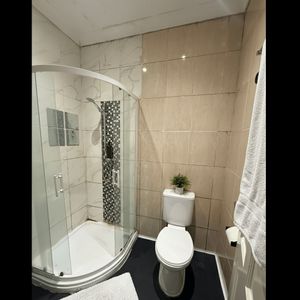 1 Bed Flat, Lewisham High Street, SE13 - Photo 3