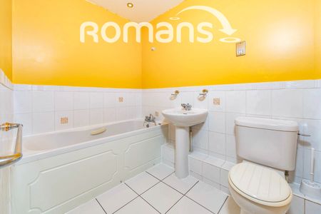 2 bedroom apartment to rent - Photo 3