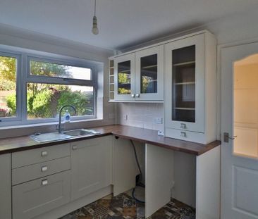 3 bedroom terraced house to rent - Photo 1