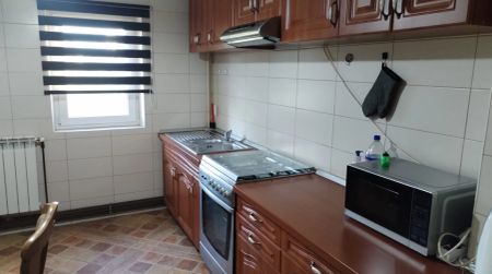 2 camere, decomandat, 50 mp, de inchiriat apartament in zona Centru, Bld. Independentei - UMF, Cod 163158 - Photo 3