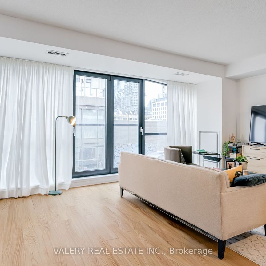 Phoebe on Queen Lofts 11 , #407 - Photo 1