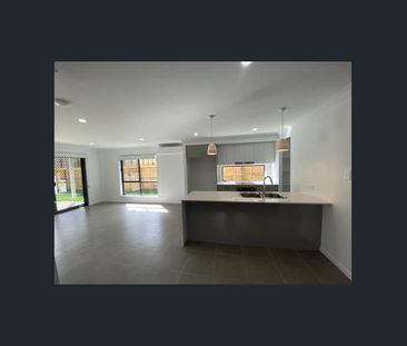 7A Henderson Street, Redbank, Qld 4301 - Photo 3