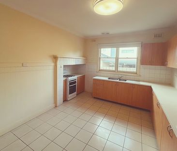 41 Byfield Street, Reservoir VIC 3073 - House For Rent | Domain - Photo 5