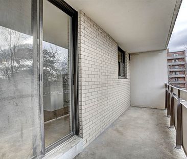 The Nottingham - Photo 6