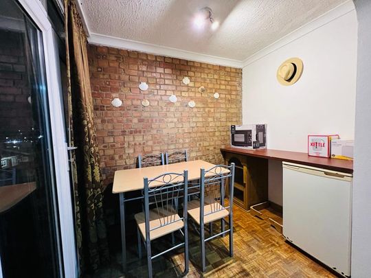 RM1 Ben Jonson Road | Stepney Green | London | E1 3NJ - Photo 1