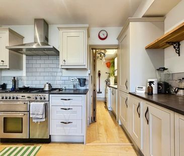 2 bedroom terraced house to rent - Photo 5