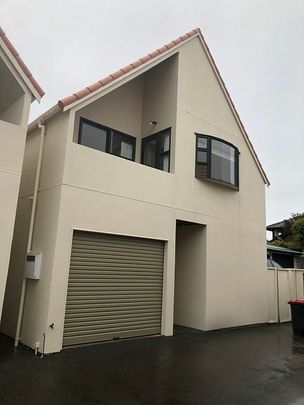 Karori City End 3 Bedroom Townhouse - Photo 1