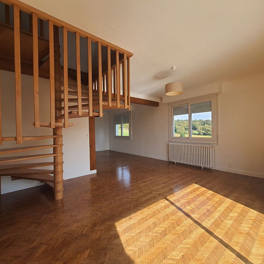 Maison à Montardon avec Vue sur les Pyrénées - Photo 1