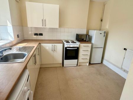 1 bedroom flat to rent - Photo 3