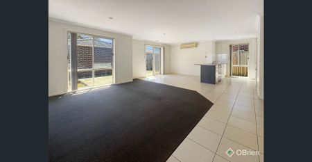 Heart of Cranbourne! - Photo 4