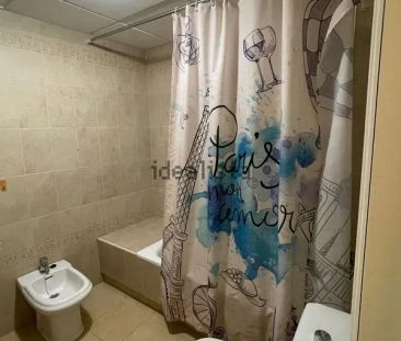 Alquiler de piso en Avenida de la Envía - Photo 2