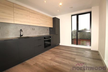 3 bedroom apartment to rent - Photo 5