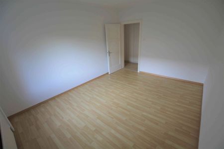 4.5 Zimmer, 105 m², 1. Stock - Foto 3